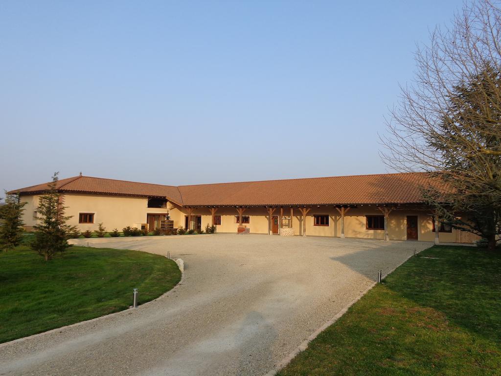Bed and Breakfast Domaine De La Garde Vonnas Esterno foto